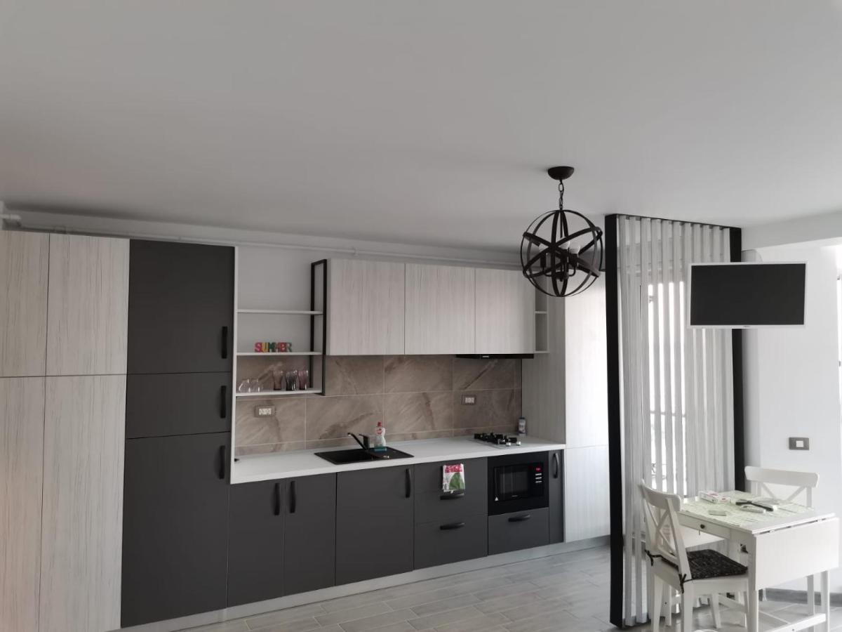 Black Sea Studio & Spa & Pools Mamaia Nord Năvodari Exterior foto