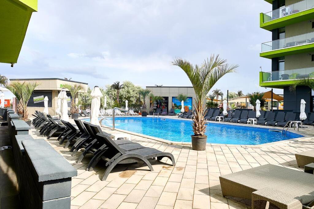 Black Sea Studio & Spa & Pools Mamaia Nord Năvodari Exterior foto
