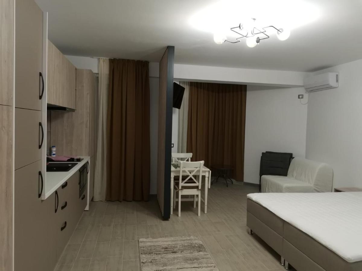 Black Sea Studio & Spa & Pools Mamaia Nord Năvodari Exterior foto