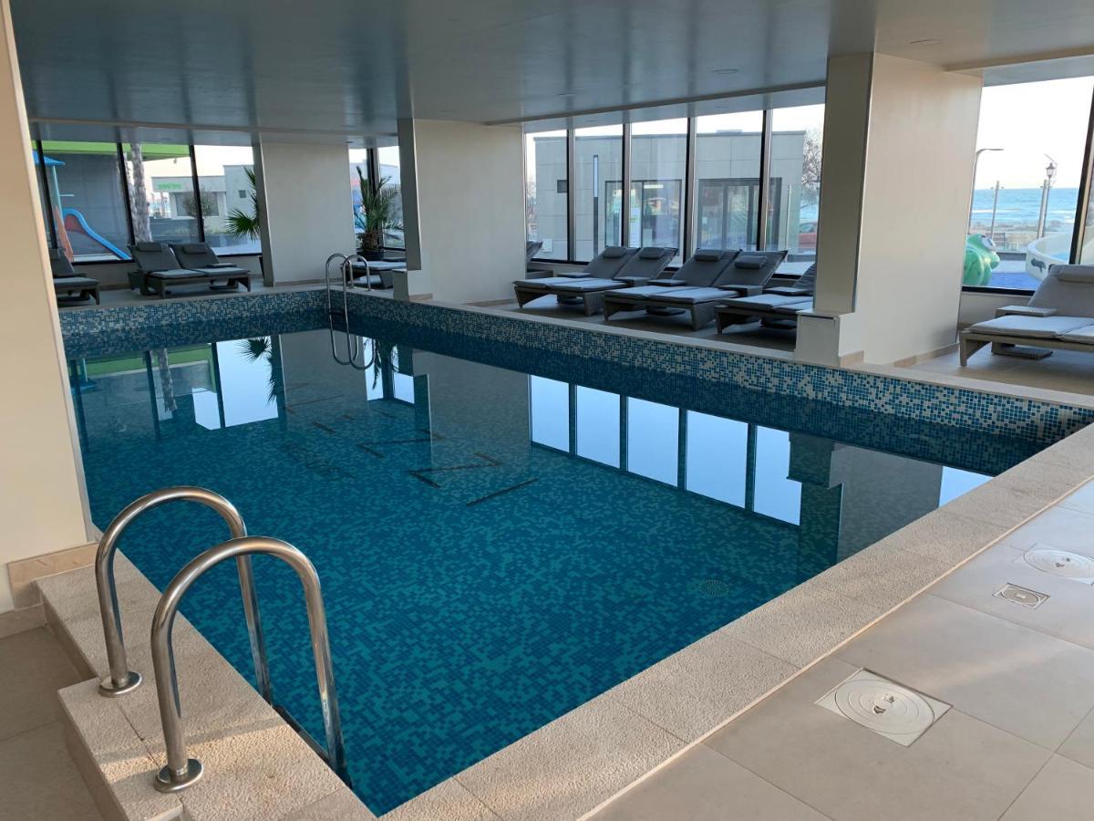 Black Sea Studio & Spa & Pools Mamaia Nord Năvodari Exterior foto